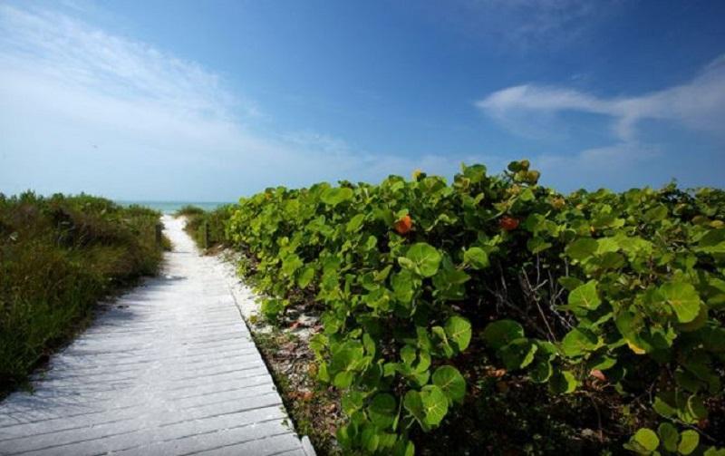 Pelicans Roost Gulf Front Sanibel Exterior photo